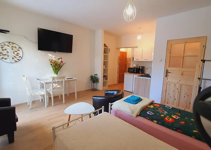 Nowy 1 Przy Termach Cieplickich