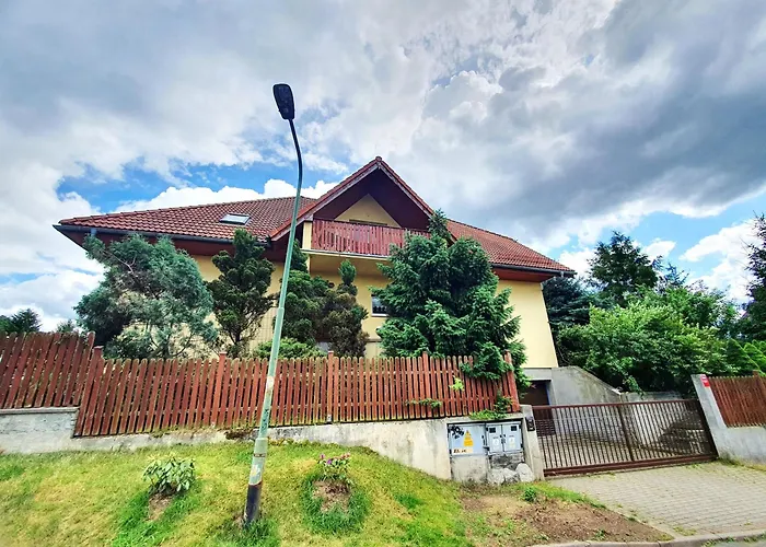 Nowy 1 Przy Termach Cieplickich * Jelenia Góra