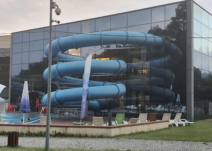 Nowy 1 Przy Termach Cieplickich Apartamento *